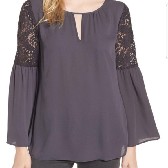 Chelsea28 Gray Crochet Lace Bell Sleeve Button Back Top XS *Runs L - Picture 2 of 10